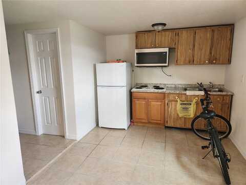 2117 5TH STREET, SARASOTA, FL 34237