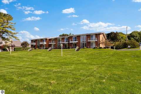8050 Peninsula Drive, Traverse City, MI 49686