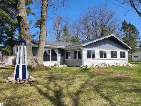 5065 Birch Court, Hale, MI 48739