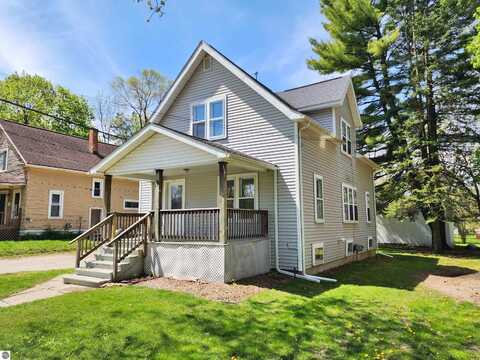 128 Rockingham Avenue, Alma, MI 48801