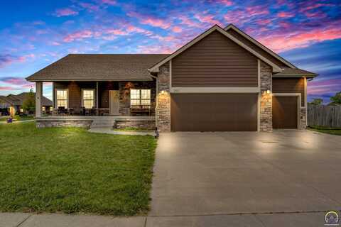 9911 Lavendar Ln, Manhattan, KS 66502