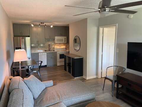 403 Hayden Road, Tallahassee, FL 32304