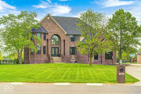 16285 Remington Drive, Fishers, IN 46037