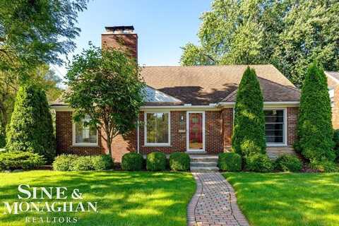 1437 Torrey, Grosse Pointe Woods, MI 48236
