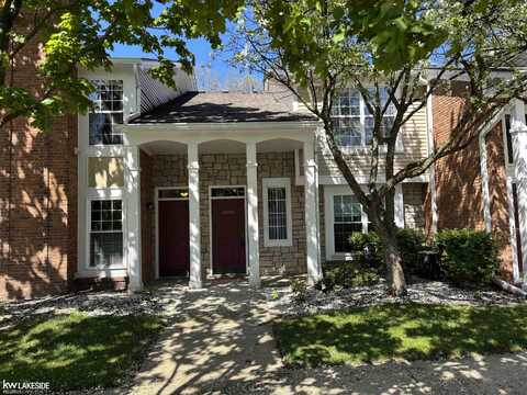 56499 SCOTLAND, Shelby, MI 48316