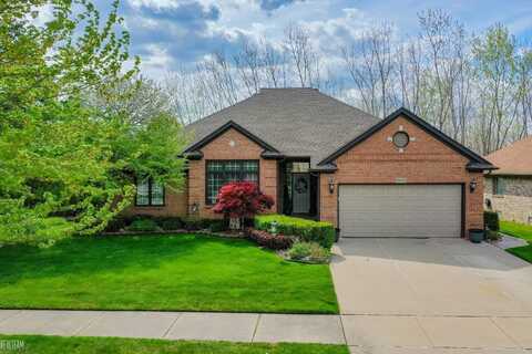 51077 Woodside, Macomb, MI 48042