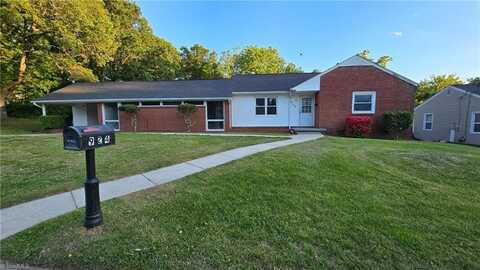 924 Ross Avenue, Greensboro, NC 27406
