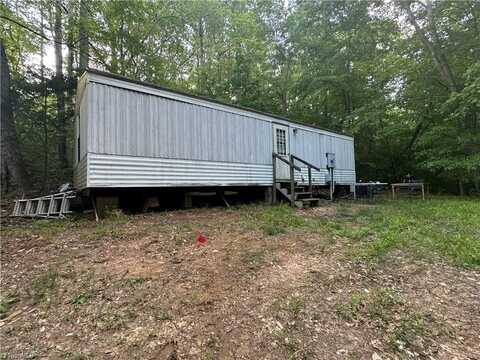 496 Lee Smith Road, Lexington, NC 27292