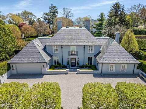 65 Tonnancour, Grosse Pointe Farms, MI 48236