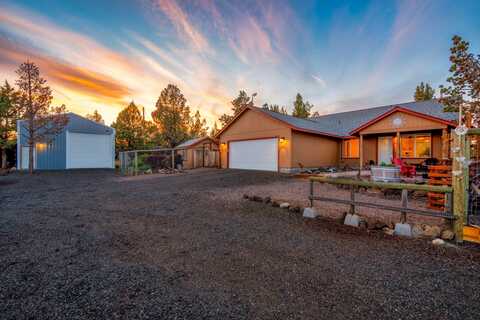 13562 SW Peninsula Drive, Terrebonne, OR 97760