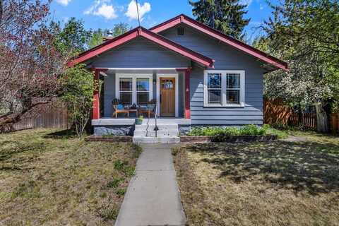 414 NW Riverside Boulevard, Bend, OR 97703
