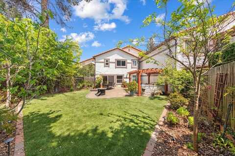 105 Calle Nivel, LOS GATOS, CA 95032