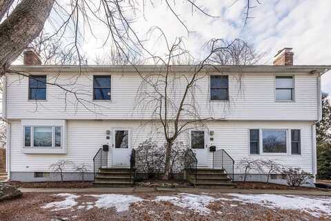 39 Crane Ave, Maynard, MA 01754