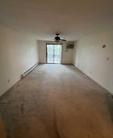 655 W Lowell Ave, Haverhill, MA 01832
