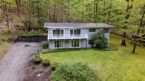 93 Vaughn Hill Rd, Bolton, MA 01740