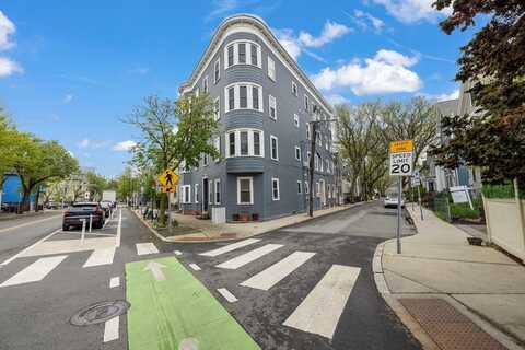 14 Union Street, Cambridge, MA 02139