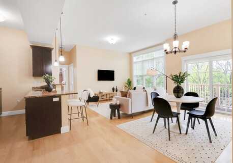 61 Bolton St, Cambridge, MA 02140