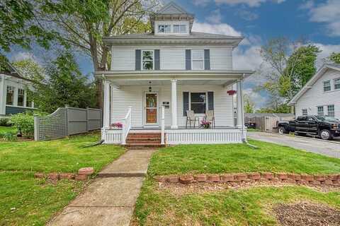 17 Cushing Ave, Brockton, MA 02301