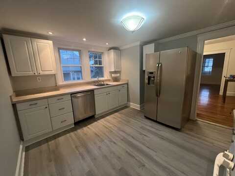 38 Olcott St, Watertown, MA 02472