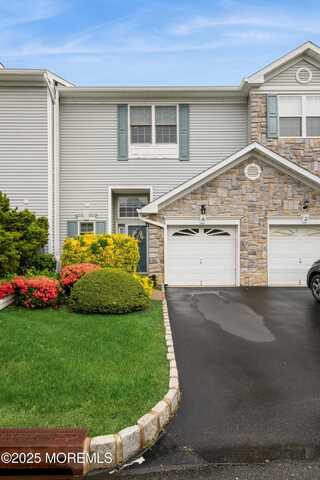 4 Linda Court, South Amboy, NJ 08879