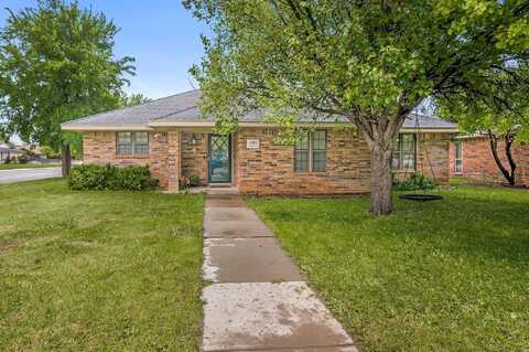 5901 Hampton Drive, Amarillo, TX 79109