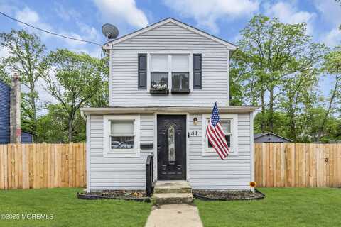 44 E 4th Avenue, Pine Hill, NJ 08021