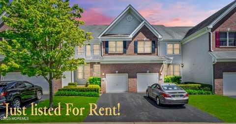 22 Hummingbird Drive, Manalapan, NJ 07726