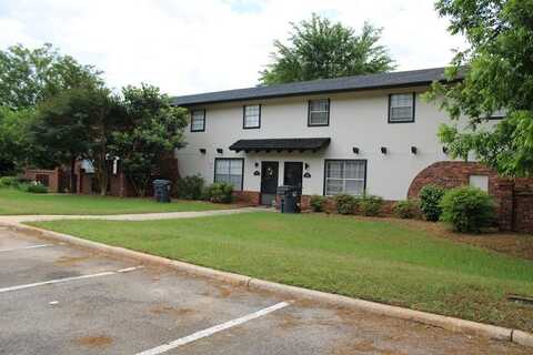 101 F Country Club Dr., Americus, GA 31709