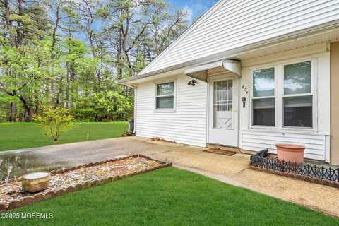 63 Kennedy Drive, Whiting, NJ 08759