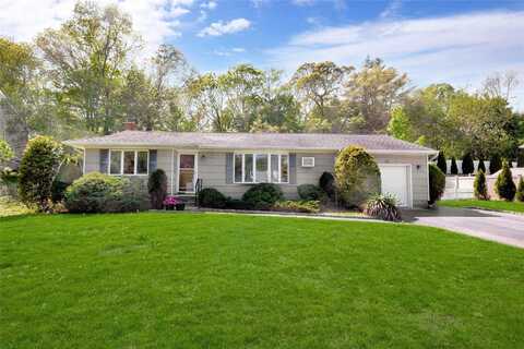 18 Lincoln Avenue, Ronkonkoma, NY 11779