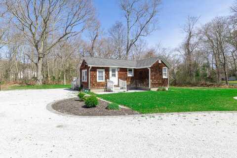 572a Montauk Highway, Westhampton Beach, NY 11978