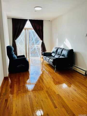 2265 W 7th St, Brooklyn, NY 11223