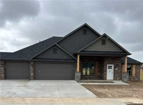 1908 Hale LN, Pea Ridge, AR 72751