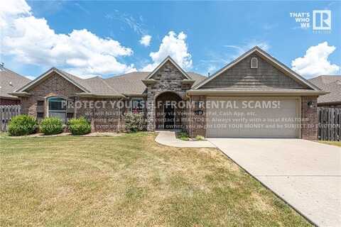 4620 W Wales DR, Fayetteville, AR 72704