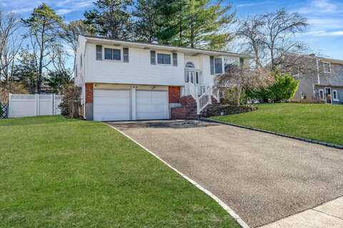 105 Morewood Drive, Smithtown, NY 11787
