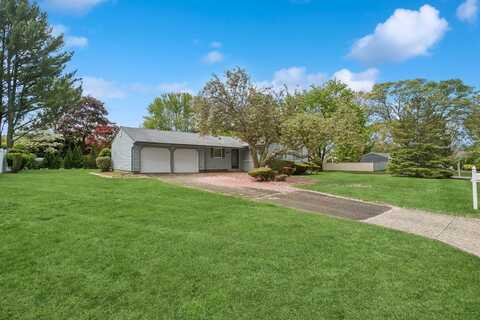 30 Milburn Road, South Setauket, NY 11720