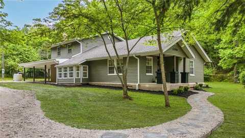 17950 Clear Water RD, Fayetteville, AR 72704