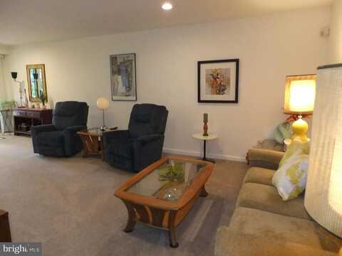 1640 OAKWOOD DRIVE, NARBERTH, PA 19072