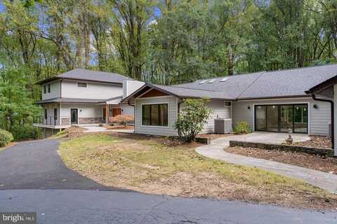 9711 MEADOWLARK ROAD, VIENNA, VA 22182