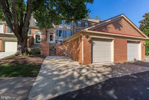502 COUNCIL COURT NE, VIENNA, VA 22180