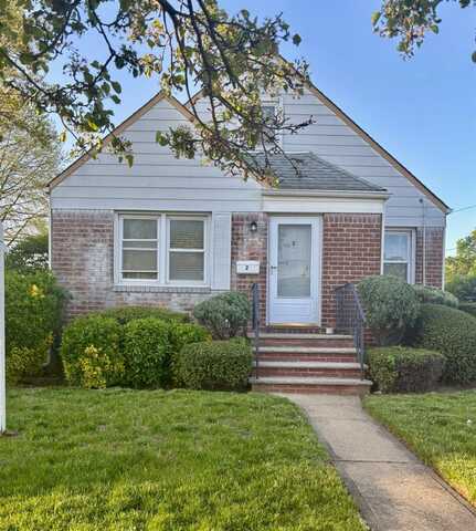 2 Monaco Avenue, Elmont, NY 11003