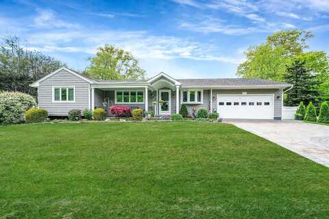 272 Bow Drive, Hauppauge, NY 11788