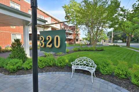 320 E Shore Road, Great Neck, NY 11023