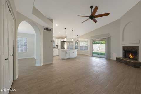 5616 E Gelding Drive, Scottsdale, AZ 85254