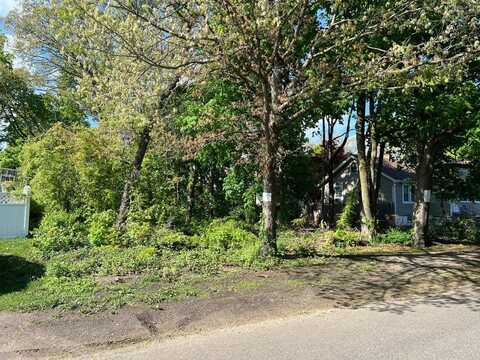 33 Patton Avenue, Wyandanch, NY 11798