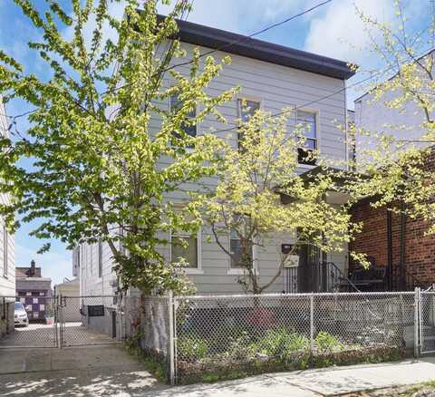 1528 Mayflower Avenue, Bronx, NY 10461