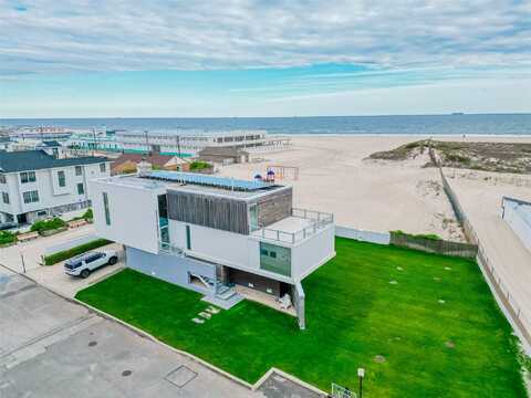 2139 Pacific Boulevard, Atlantic Beach, NY 11509