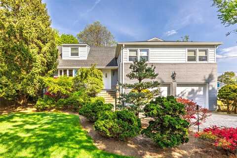 100 Marlborough Court, Rockville Centre, NY 11570