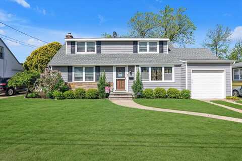 2608 Westlake Avenue, Oceanside, NY 11572
