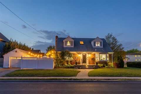 163 Bellevue Avenue, Oceanside, NY 11572
